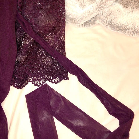 Purple sheer robe - Picture 3 of 3